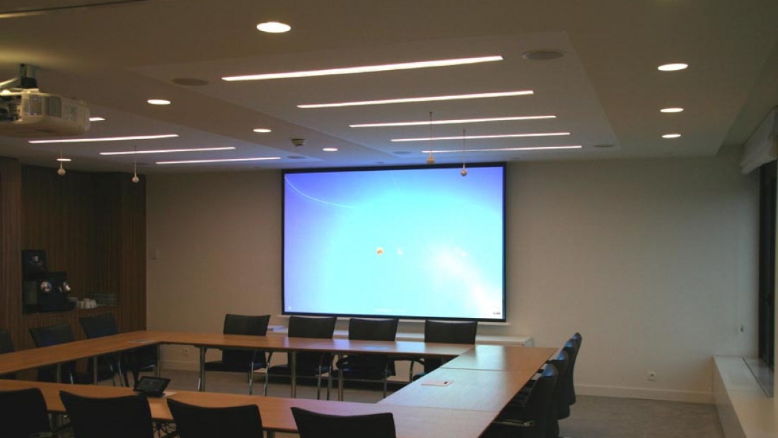 Flexible conference room